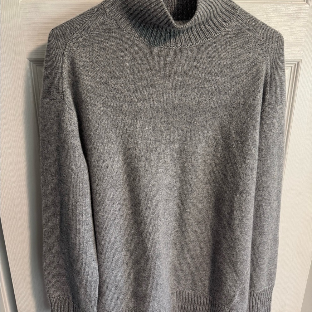 Vince Heather Gray Turtleneck Sweater